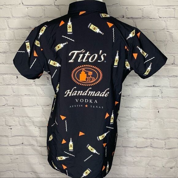 Tito’s Vodka Button down short sleeve shirt - Picture 1 of 10